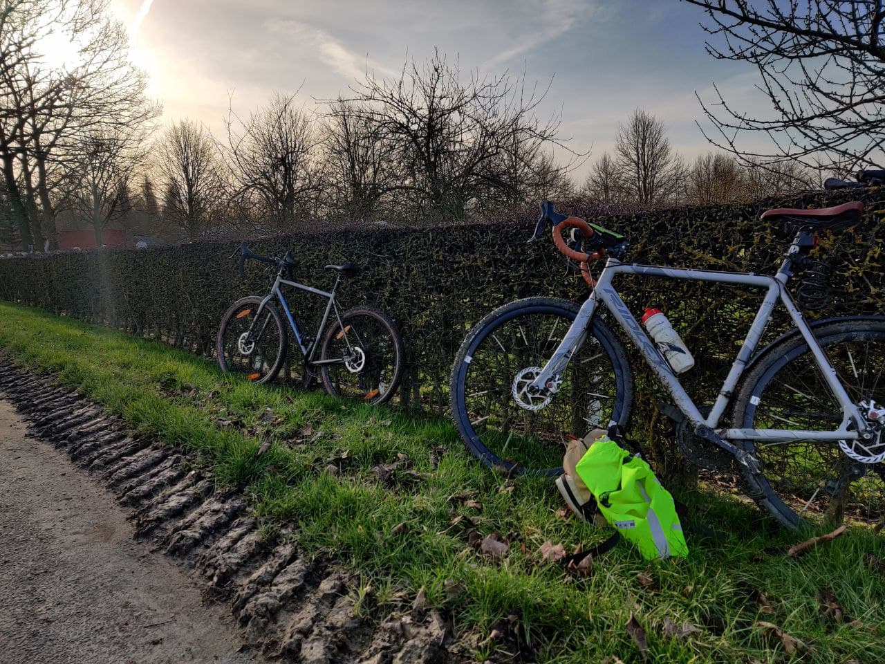 gravel bike